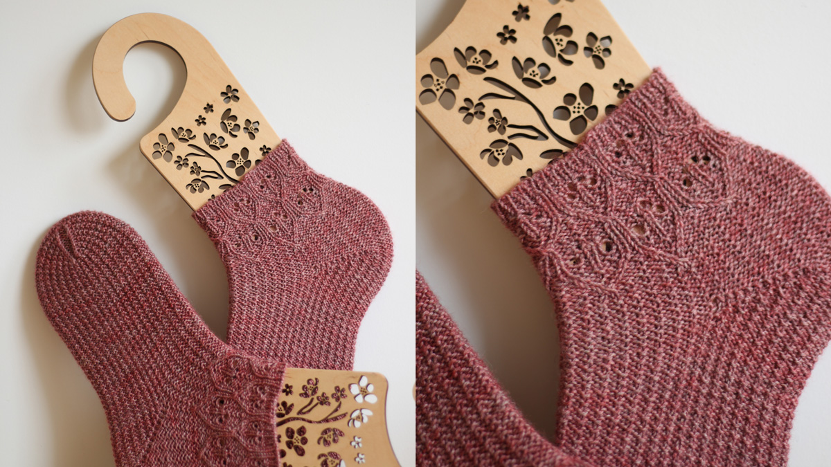 Knitting pattern Mama bear socks by Teti Lutsak
